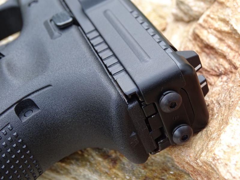 Detailnější pohled na instalovaný klip na „šestadvacítce“ – velmi dobré spojení.