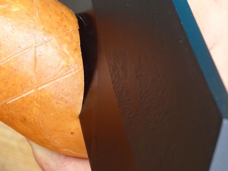 A ještě jeden extrém. I čtverkou jsme ten špekáček zkusili a prsty mám všecky a secsakramentsky chutnal.