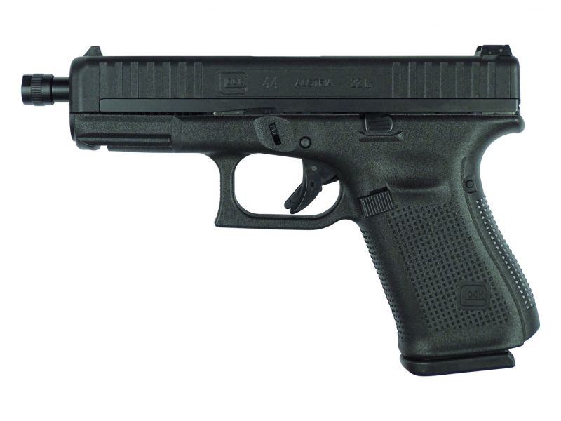 Levý boční pohled (z pohledu střelce) na provedení Glocku 44 s prodlouženou hlavní s integrovaným závitem na jejím ústí. Na závitu je standardně našroubována ocelová ochranná krytka zamezující mechanickému poškození jemného závitu.