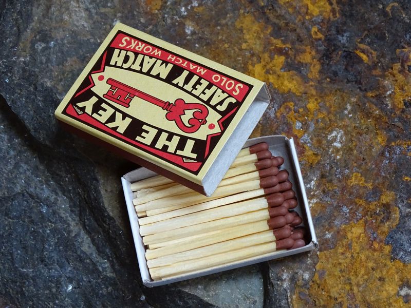 Klasická krabička obsahuje přibližně 40 kusů sirek.