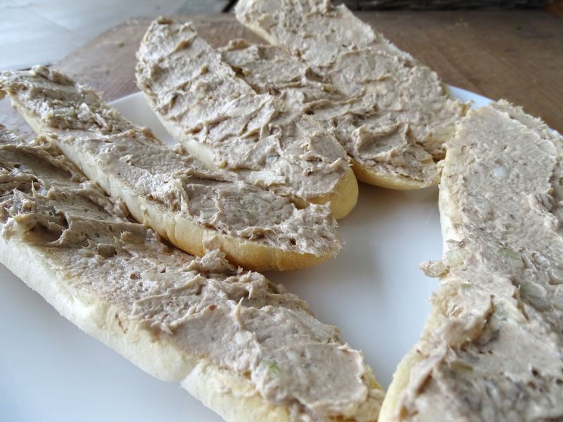 Člověk potřebuje týdně tři až čtyři plechovky (cca 100g) této ryby, samozřejmě pokud nedoplňuje tolik potřebné živiny jiným způsobem.