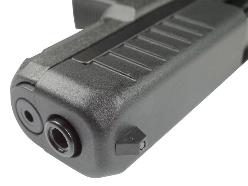 Až úsměvně působí drobná konstrukce hlavně v ráži .22 long rifle. Na vyobrazení můžete vidět prodlouženou hlaveň se standardně integrovaným závitem pro úsťová zařízení. Velikost standardního závitu je M9x0,75. A na obrázku vlevo si můžete prohlédnout detail hlavně standardní délky.