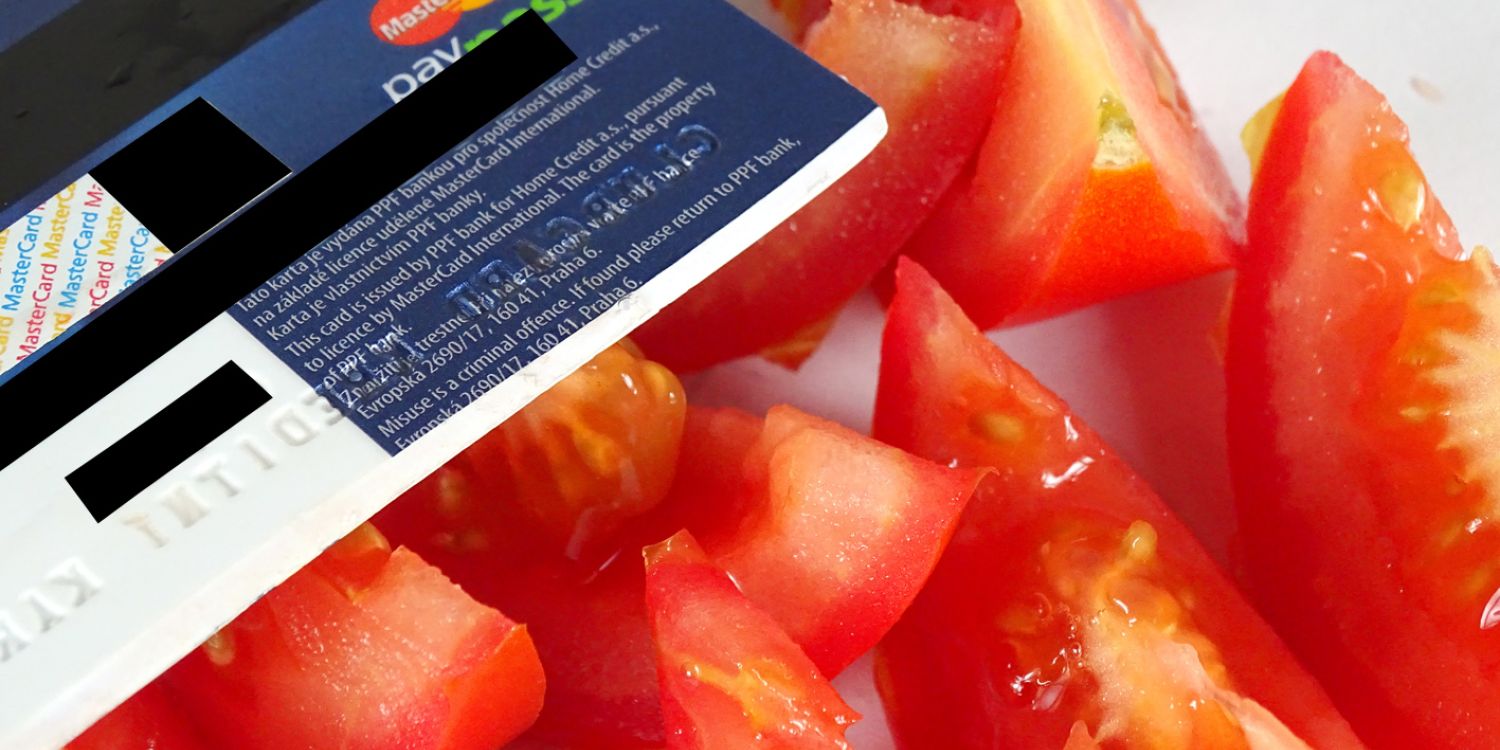 vaše KREDITKA vám v nouzi nahradí nůž