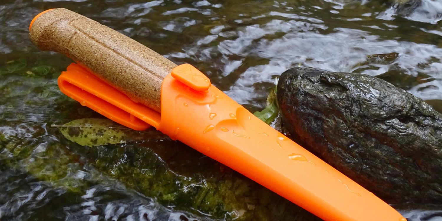 plaváček ze Švédska MORAKNIV FSK