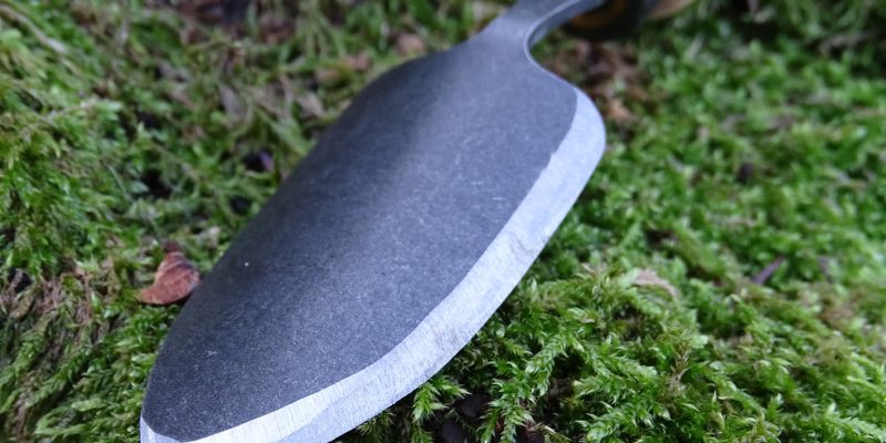 LOPATKONŮŽ je to lopatka i nůž