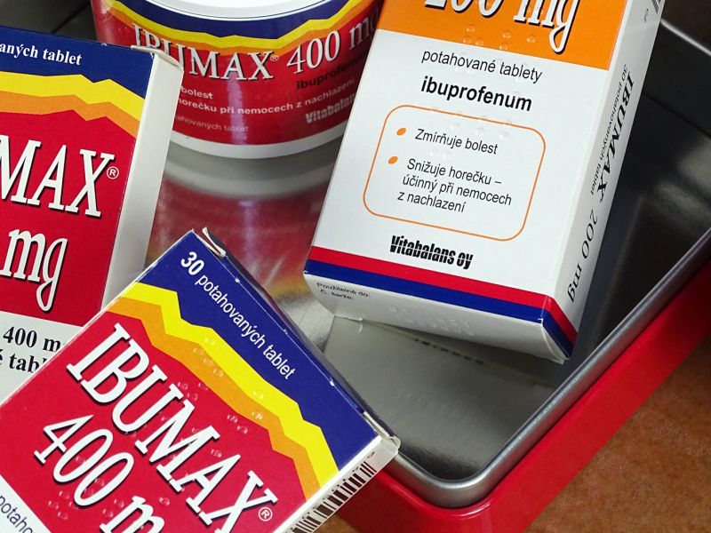 IBUMAX lék nejen na bolest s expirací čtyř let